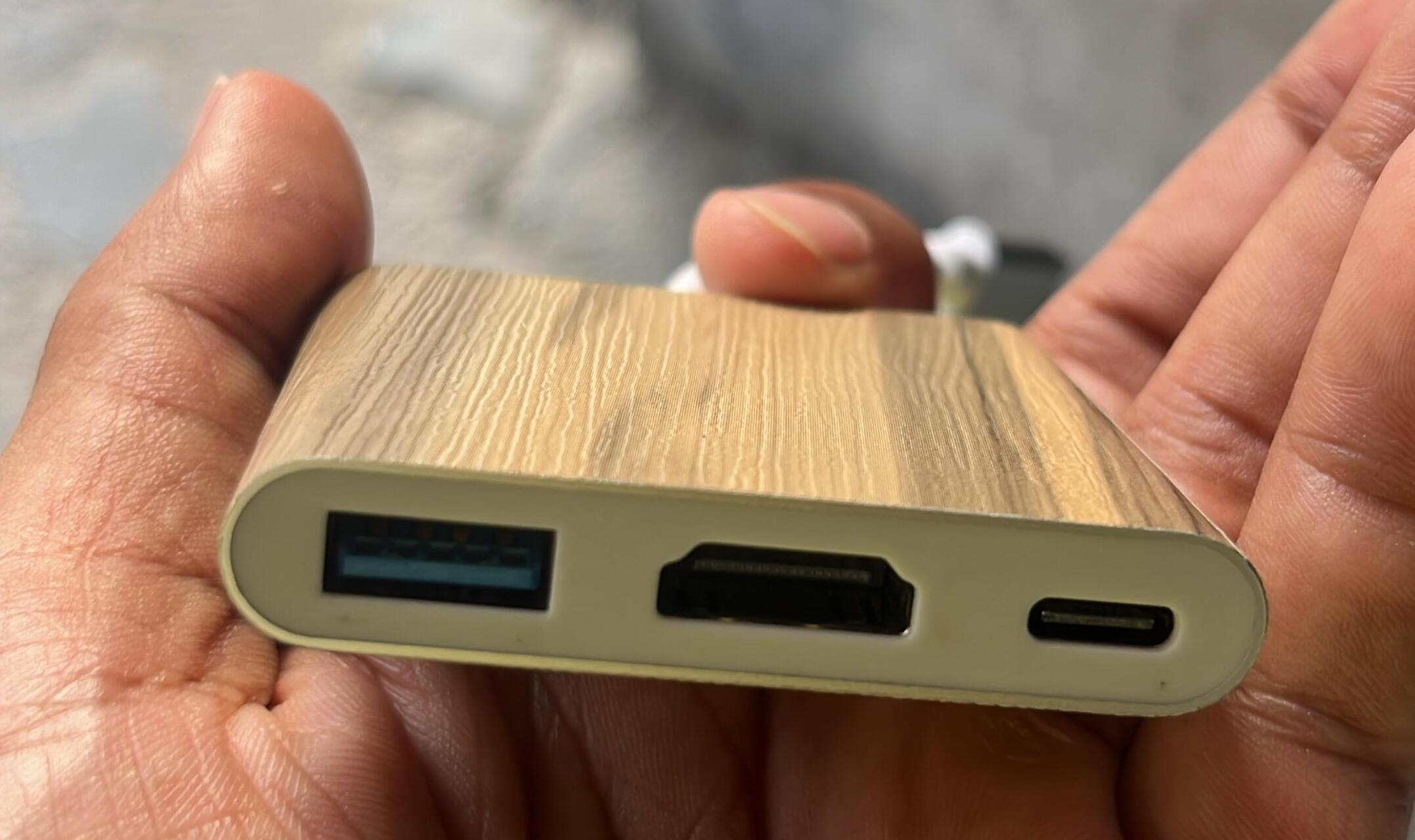 Vibe Station Mini in hand